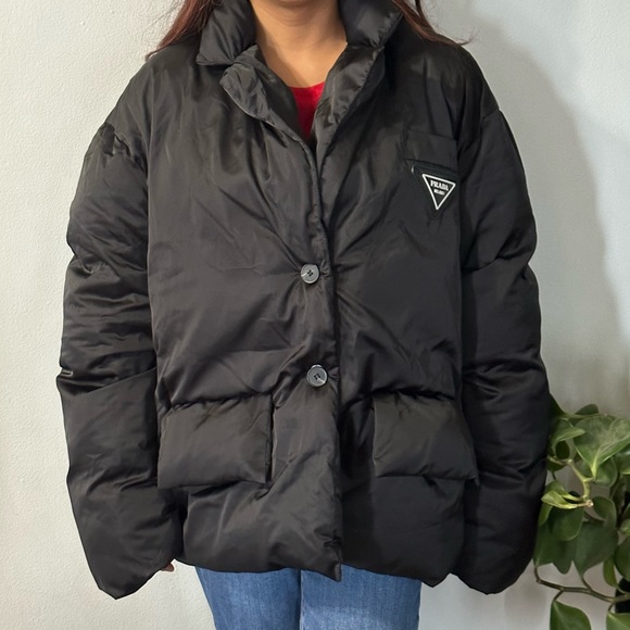 Prada Black Women's Puffer Jacket - Picture 4 of 4